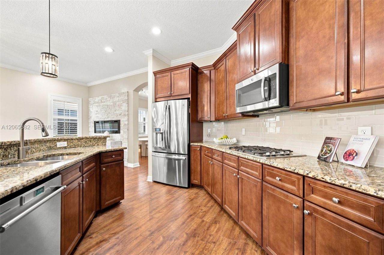 8550 Lakeside Bnd, Parkland, FL 33076 Photo