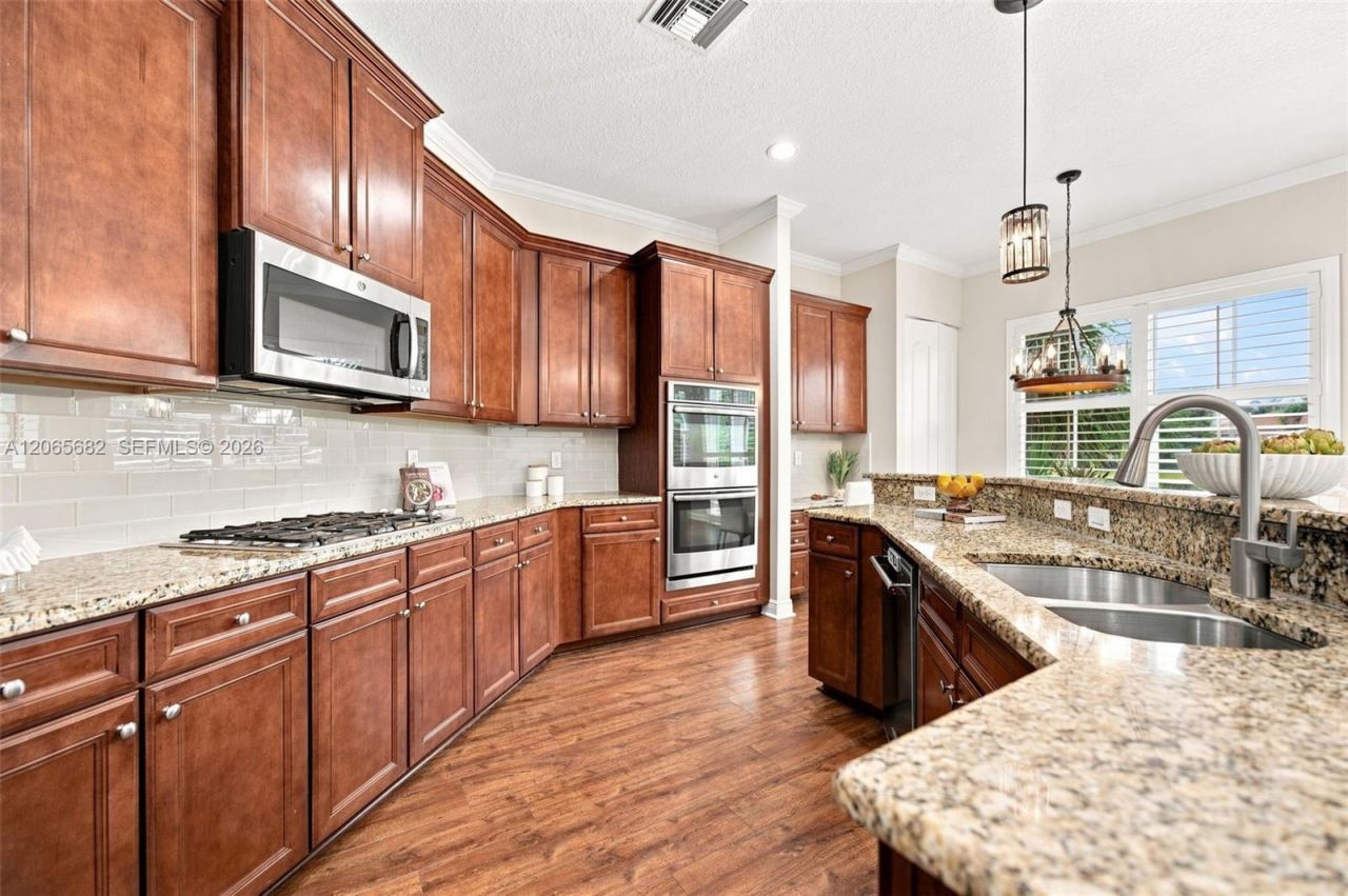 8550 Lakeside Bnd, Parkland, FL 33076 Photo