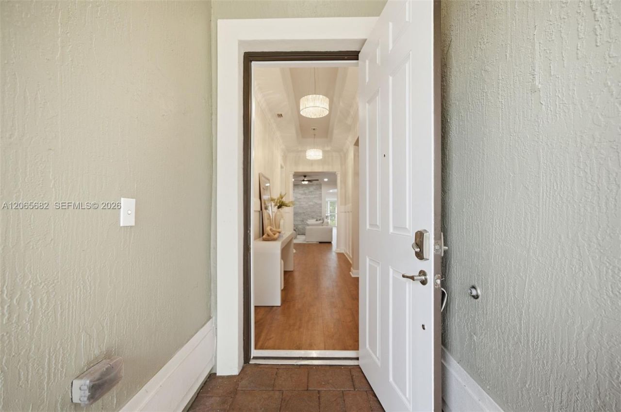 8550 Lakeside Bnd, Parkland, FL 33076 Photo