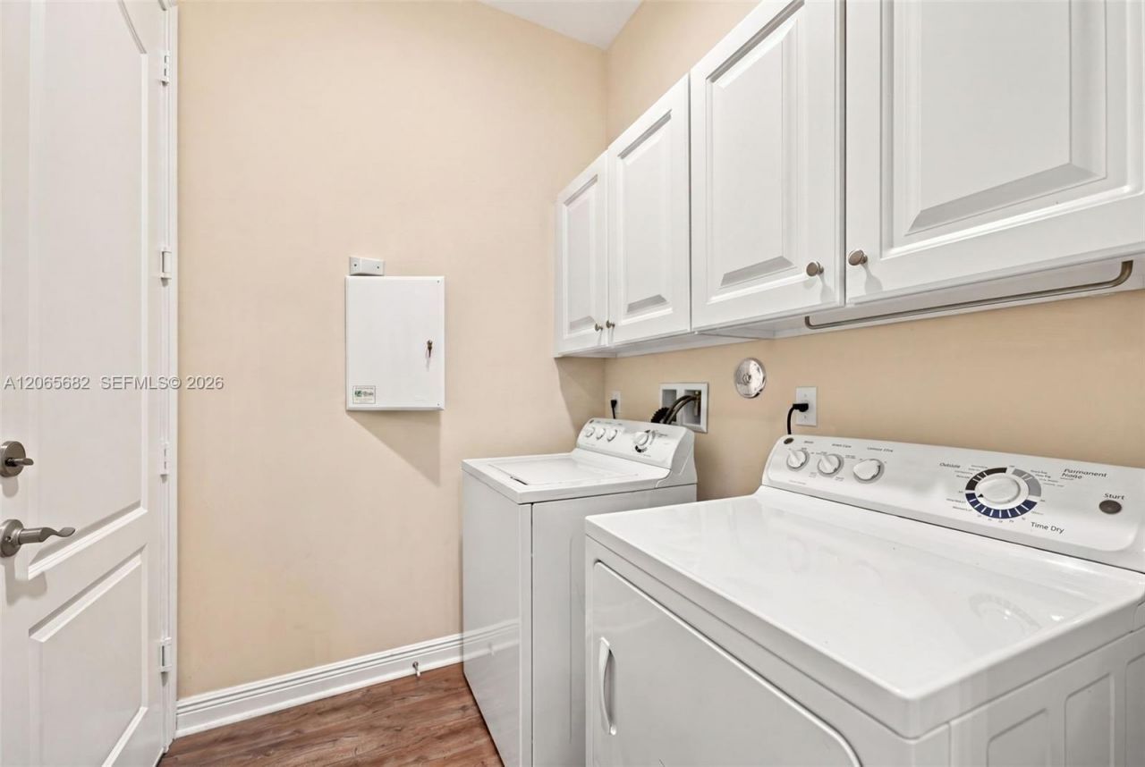 8550 Lakeside Bnd, Parkland, FL 33076 Photo