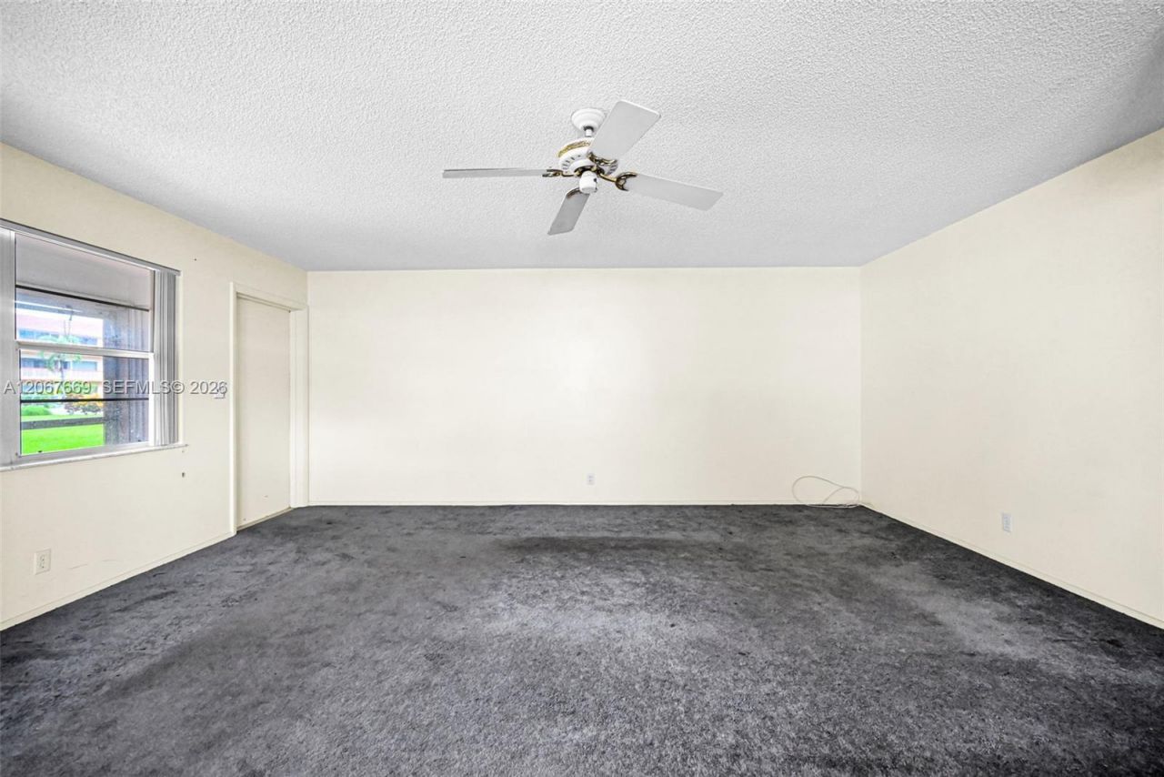 5300 Washington St, Unit R110, Hollywood, FL 33021 Photo