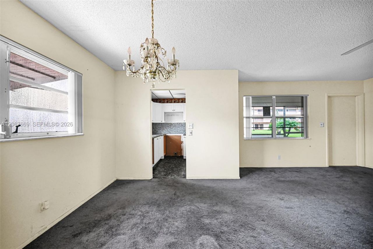 5300 Washington St, Unit R110, Hollywood, FL 33021 Photo