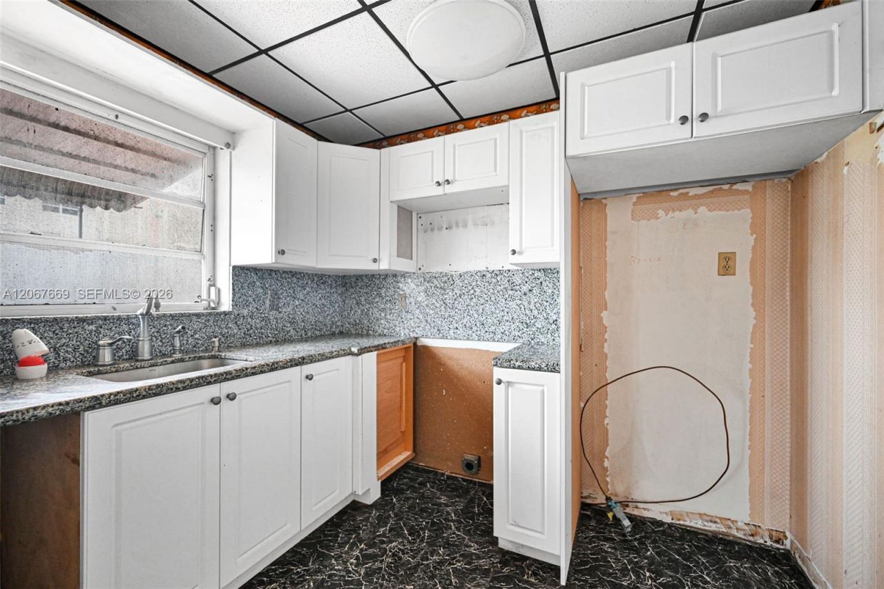 5300 Washington St, Unit R110, Hollywood, FL 33021 Photo