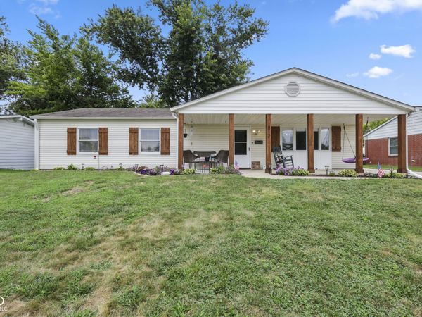 812 Longfellow Lane , Plainfield, IN 46168