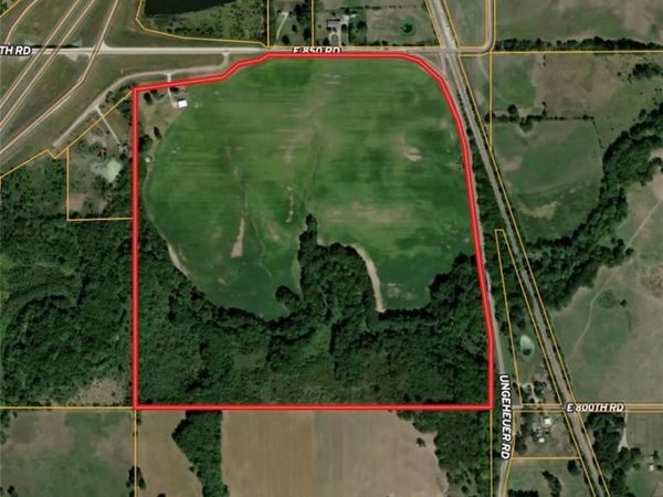 8451 N Tully Lane, Pleasanton, KS 66075