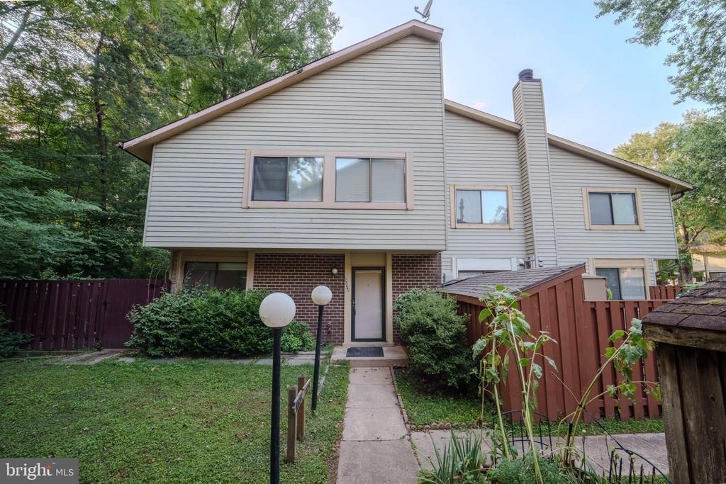 10699 Spring Oak Court, Burke, VA 22015 Main Photo