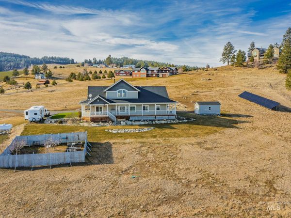 659 Reservation Line Rd, CottonWood, ID 83522