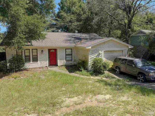 4619 Gladstone Dr, Pensacola, FL 32514