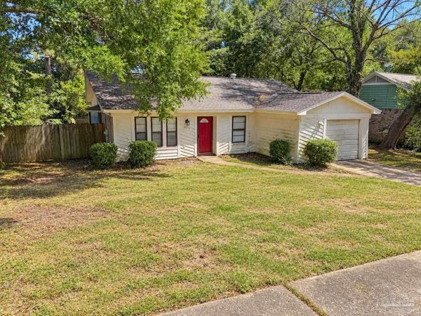 4619 Gladstone Dr, Pensacola, FL 32514