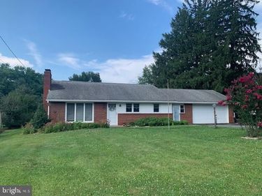 1006 LINCOLN WAY EAST, MCCONNELLSBURG, PA 17233