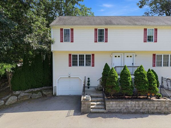 48 Arthur Dr, Unit 48, Northbridge, MA 01588