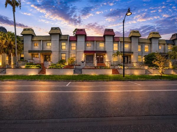 170 E DAVIS BOULEVARD, TAMPA, FL 33606