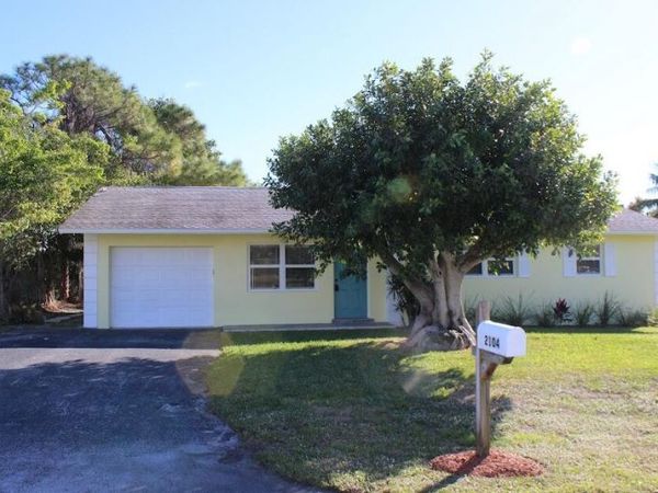 2104 NE 1ST Court, Boynton Beach, FL 33435