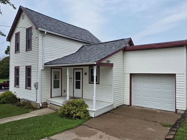 245 W Walnut Street, Lancaster, WI 53813