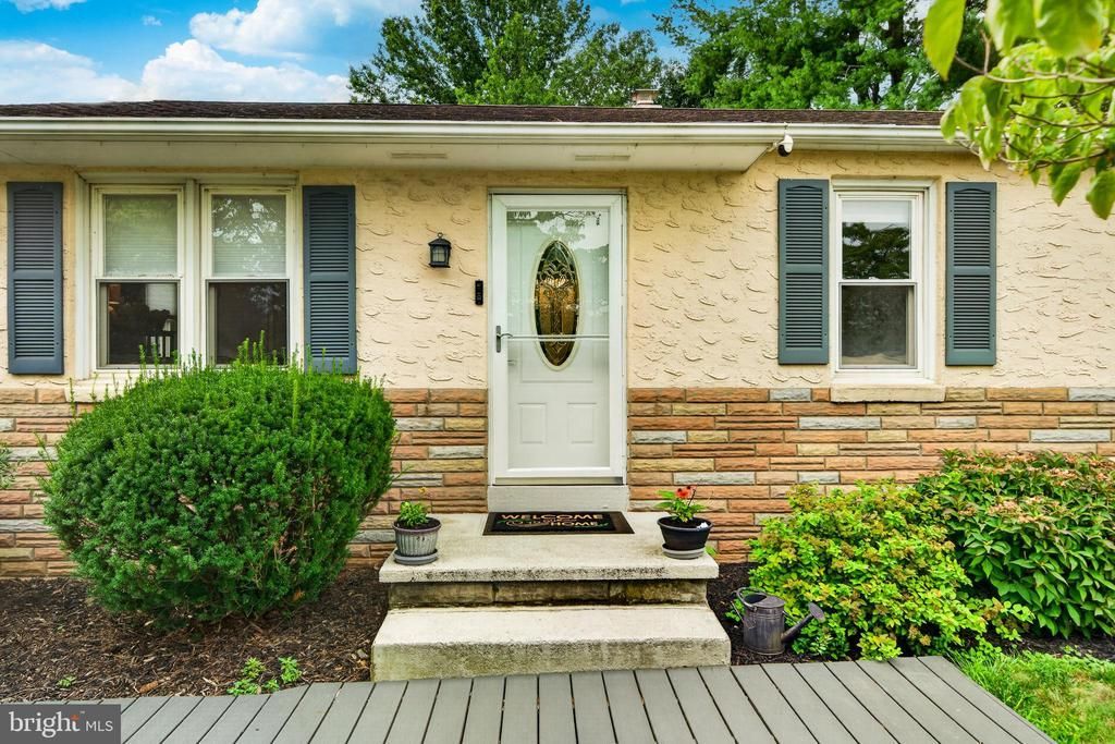 668 KING ROAD, ROYERSFORD, PA 19468
