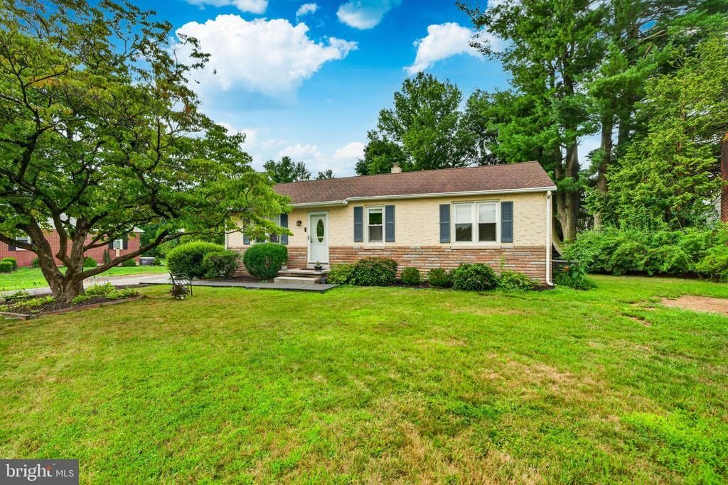 668 King Road, Royersford, PA 19468 Main Photo