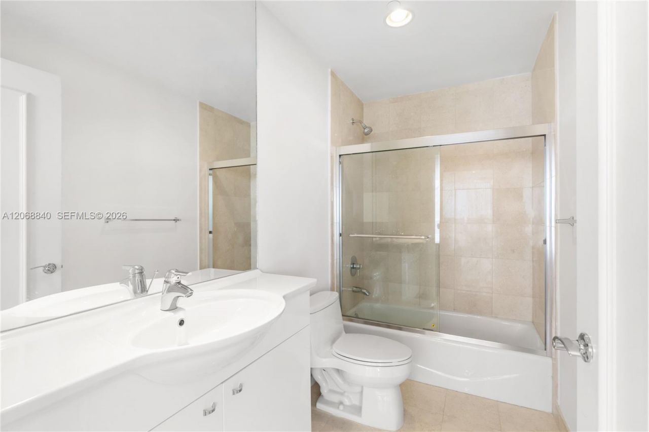 1850 S Ocean Dr , Unit 4404, Hallandale Beach, FL 33009 Photo