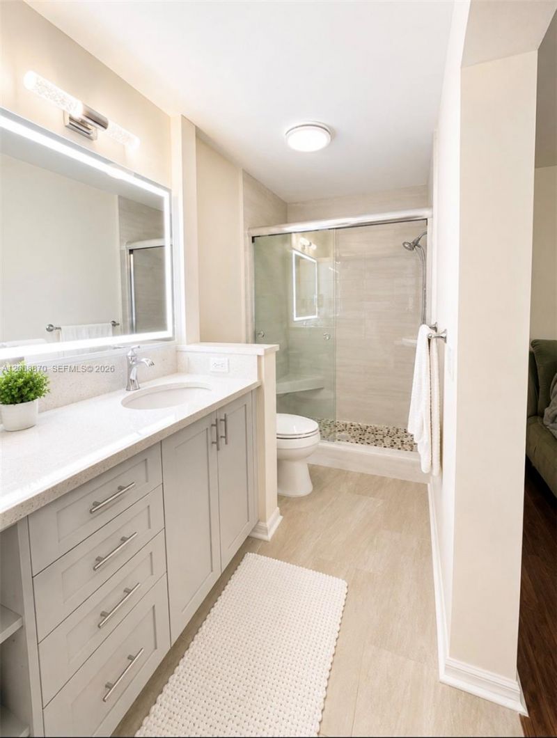 1135 Cherrypalm Ln , Hollywood, FL 33019 Photo
