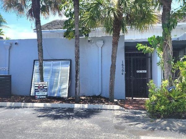 16504 Bridge End Rd , Unit 16504, Miami Lakes, FL 33014