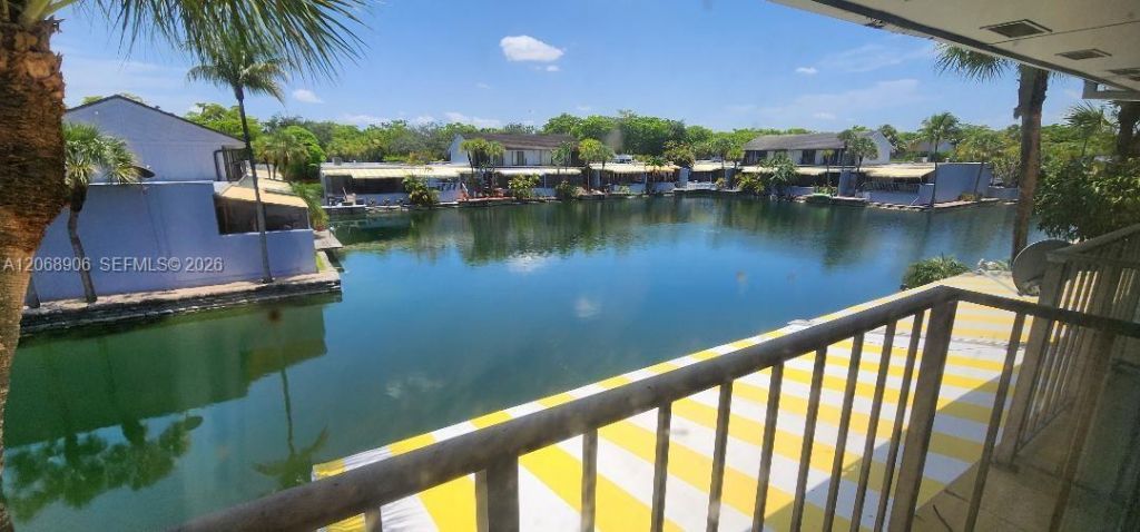 16504 Bridge End Rd , Unit 16504, Miami Lakes, FL 33014 Photo