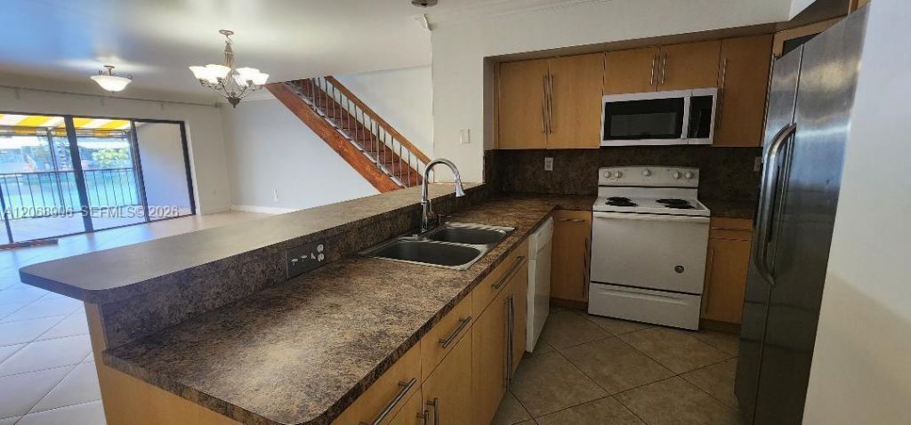 16504 Bridge End Rd , Unit 16504, Miami Lakes, FL 33014 Photo