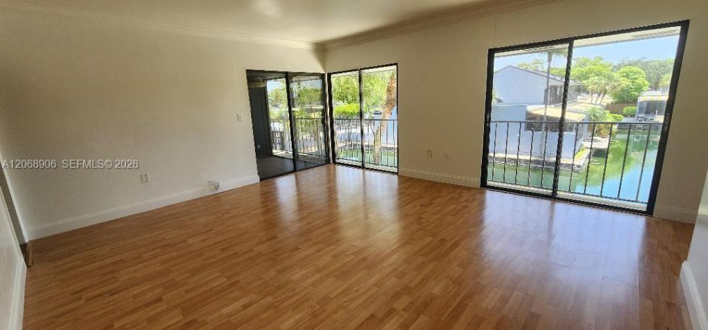 16504 Bridge End Rd , Unit 16504, Miami Lakes, FL 33014 Photo