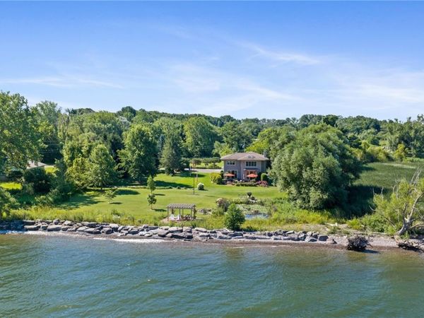 16821 Bald Eagle Drive, Kendall, NY 14476
