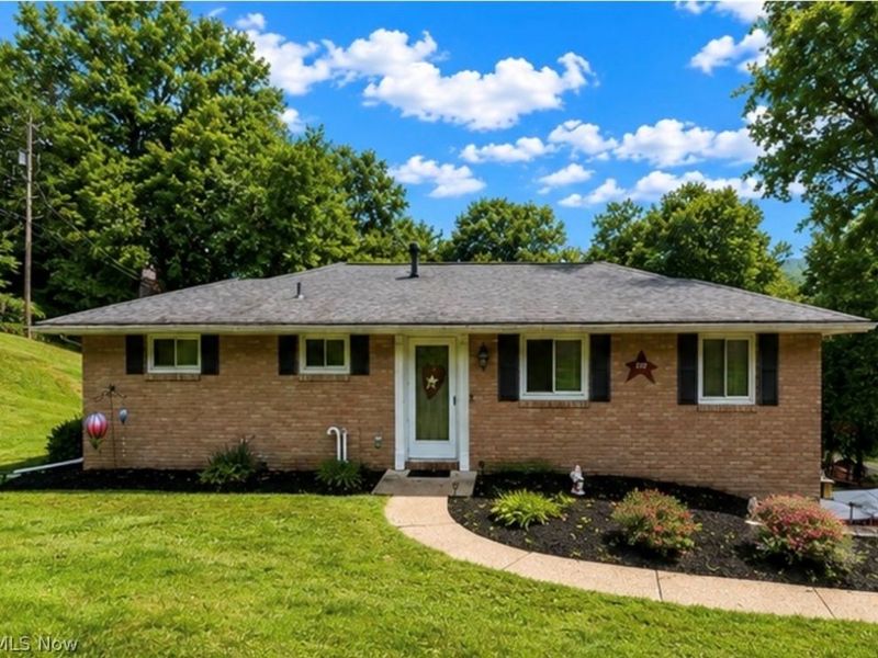 1739 Evergreen Park Drive, Coshocton, OH 43812 Photo 2