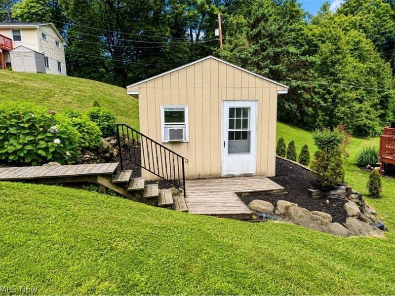 1739 Evergreen Park Drive, Coshocton, OH 43812 Photo 4