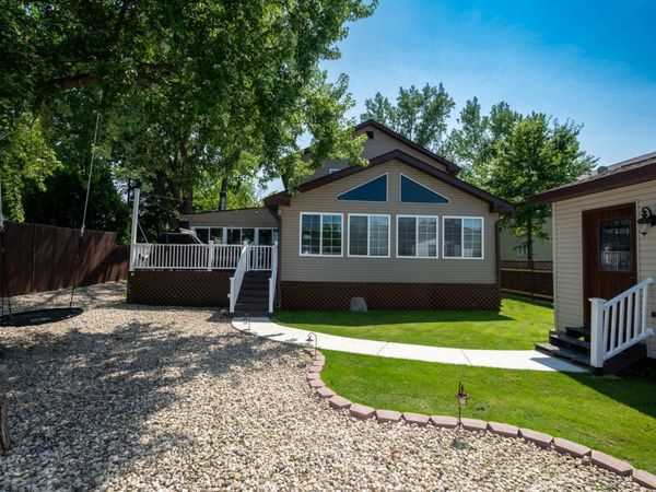 10 Matts Road , Fox Lake, IL 60020