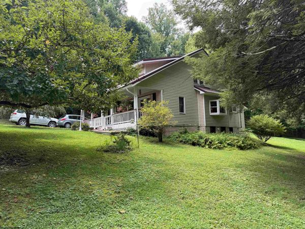 104 Rohrbough Street, Belington, WV 26250