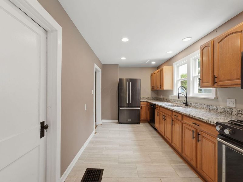 367 W Kanawha Avenue, Columbus, OH 43214 Photo 23