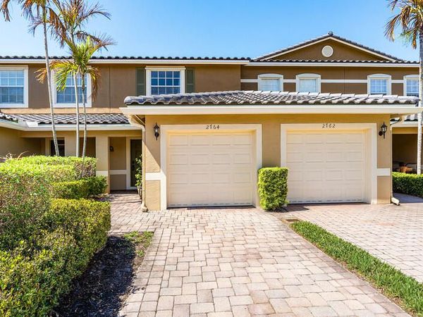 2764 SE Birmingham Drive, Stuart, FL 34994