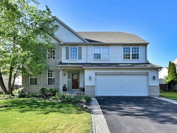 8305 Waterbury Drive , Joliet, IL 60431