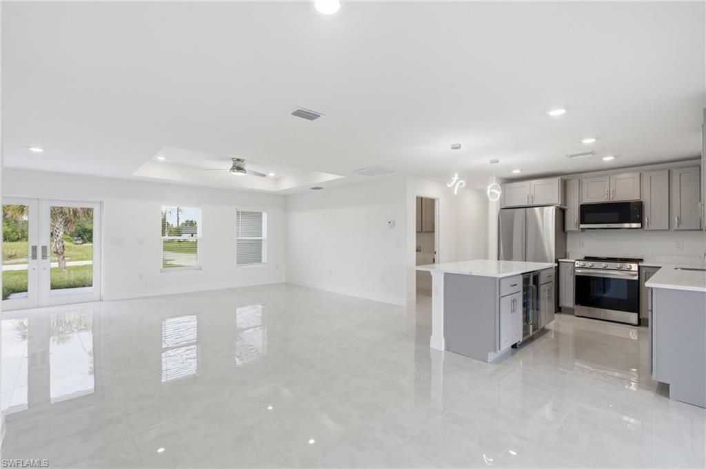 645 Whitmore Loop, Lehigh Acres, FL 33972 Photo