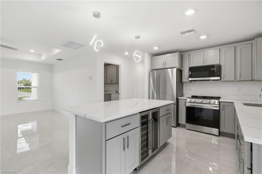 645 Whitmore Loop, Lehigh Acres, FL 33972 Photo