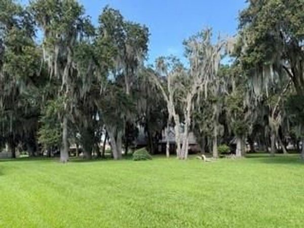 160 REGINA Drive , Belle Chasse, LA 70037