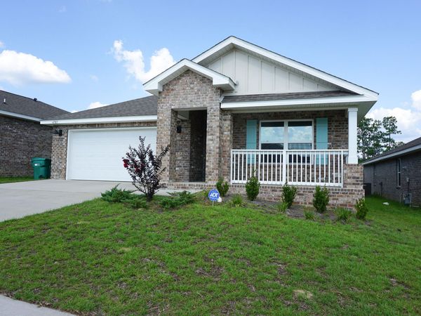 4703 Airmen Drive, Crestview, FL 32539