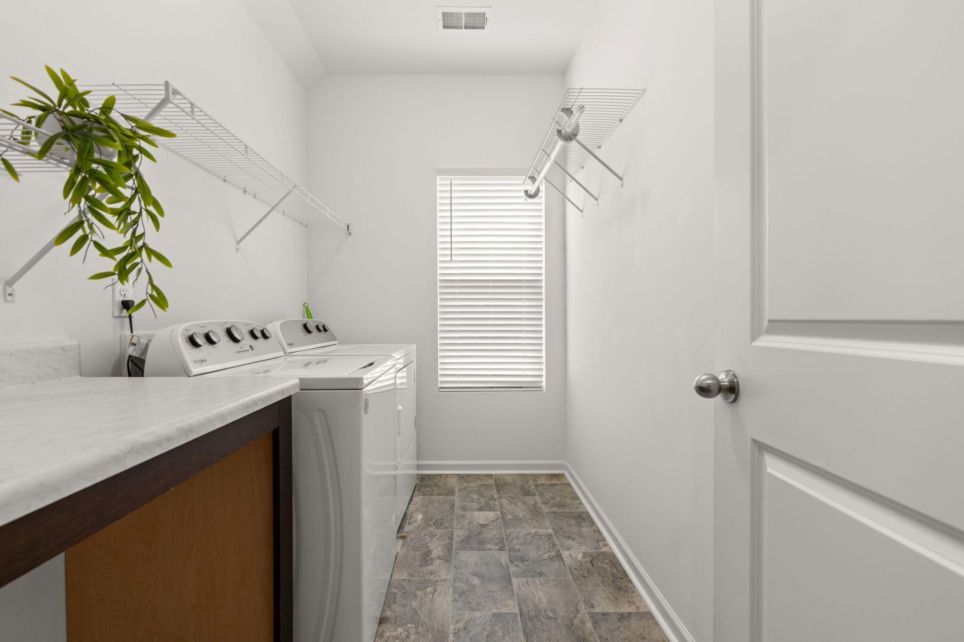 492 Fox Sparrow Court Photo 15