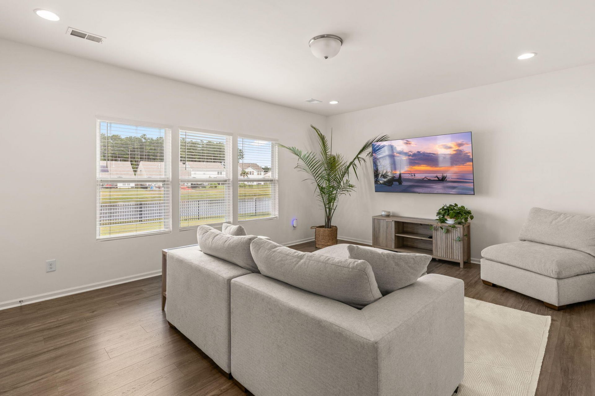 492 Fox Sparrow Court Photo 16