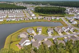492 Fox Sparrow Court photo 4