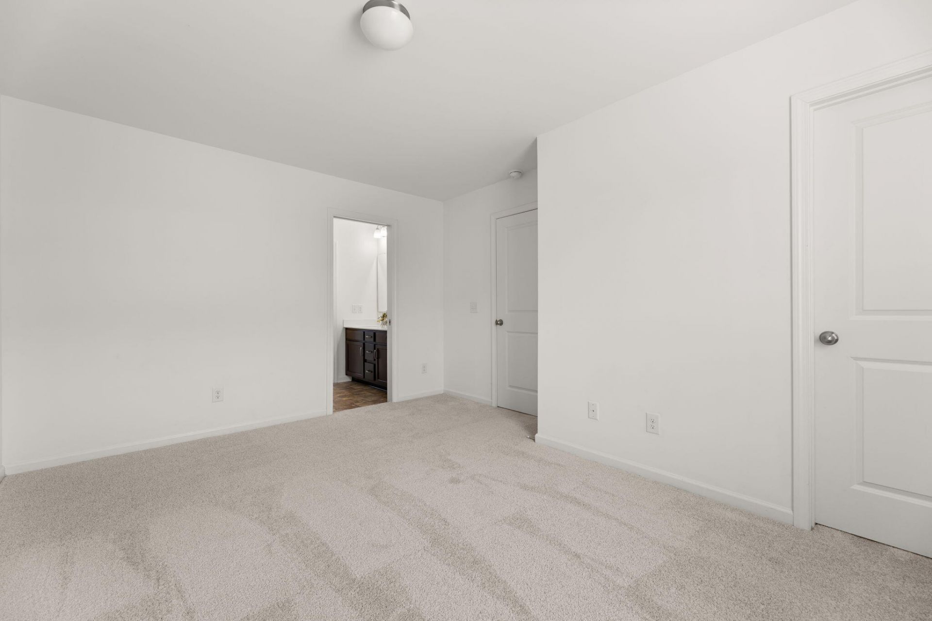 492 Fox Sparrow Court Photo 29
