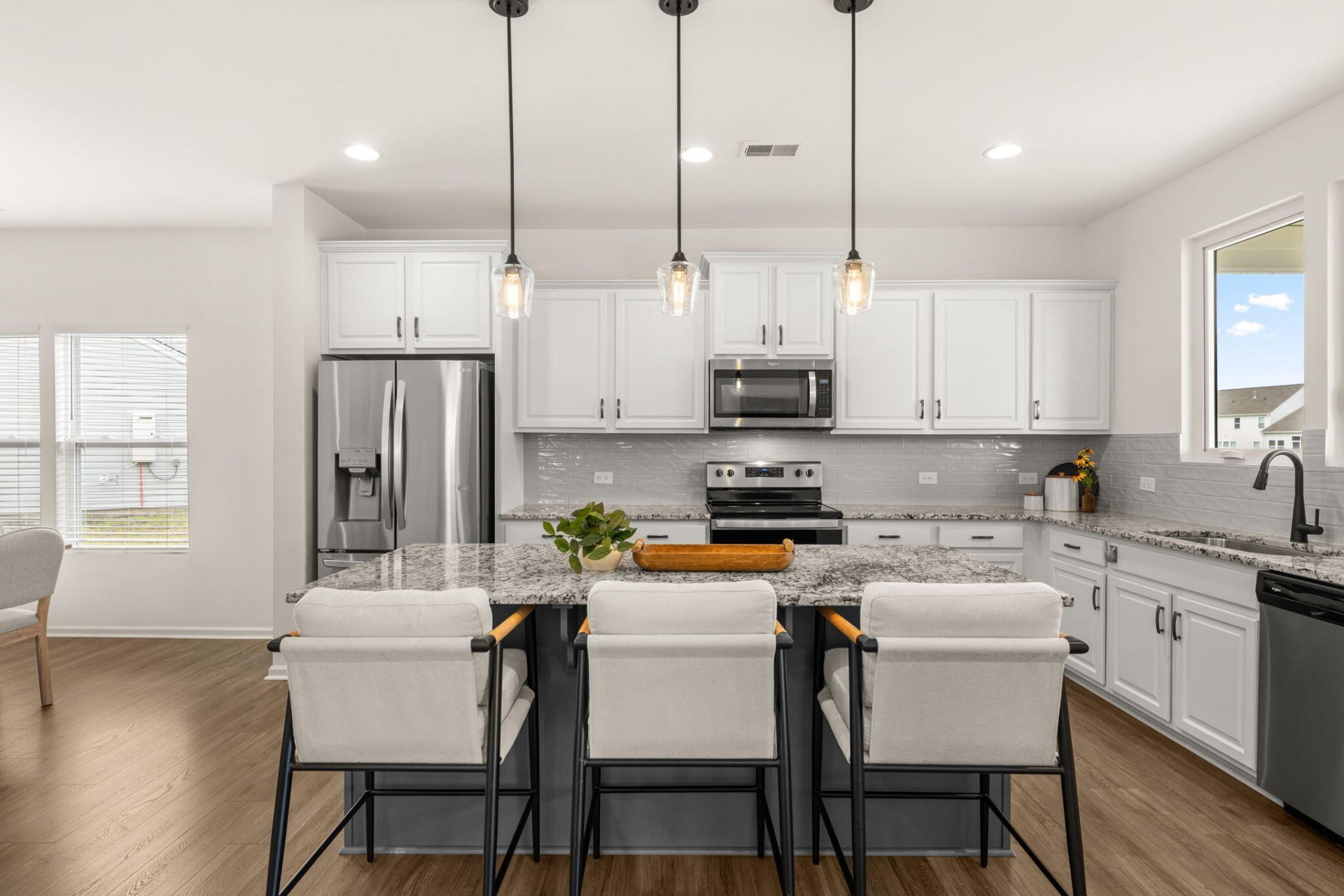 492 Fox Sparrow Court Photo 5