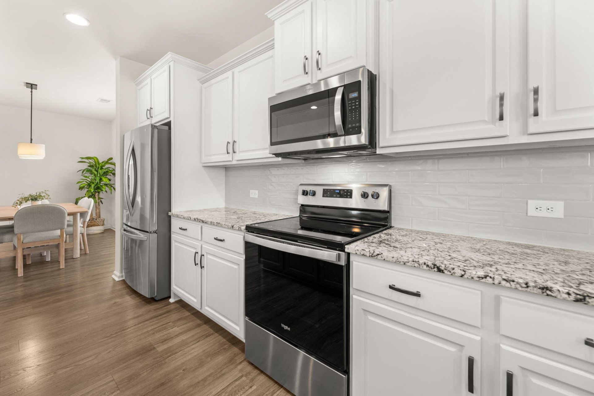 492 Fox Sparrow Court Photo 7