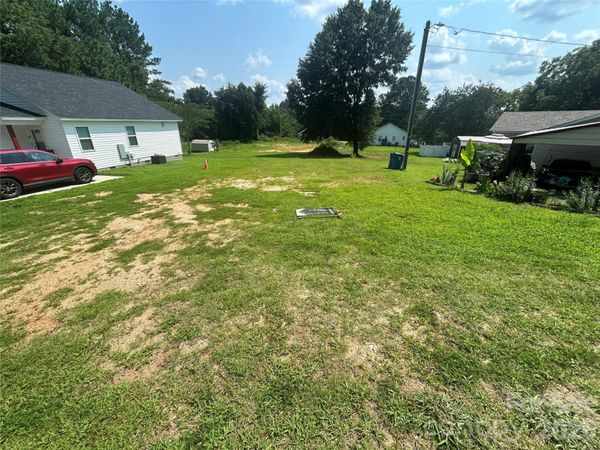 5908 Charleston Avenue , Kannapolis, NC 28083