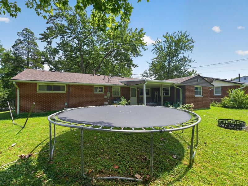 5645 Madrid Drive, Westerville, OH 43081 Photo 21