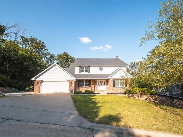 2011 Legend Court , Jefferson City, MO 65101