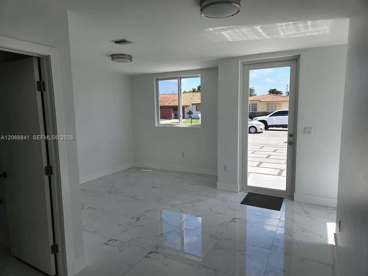 7245 SW 21st St, Unit #, Miami, FL 33155 Photo