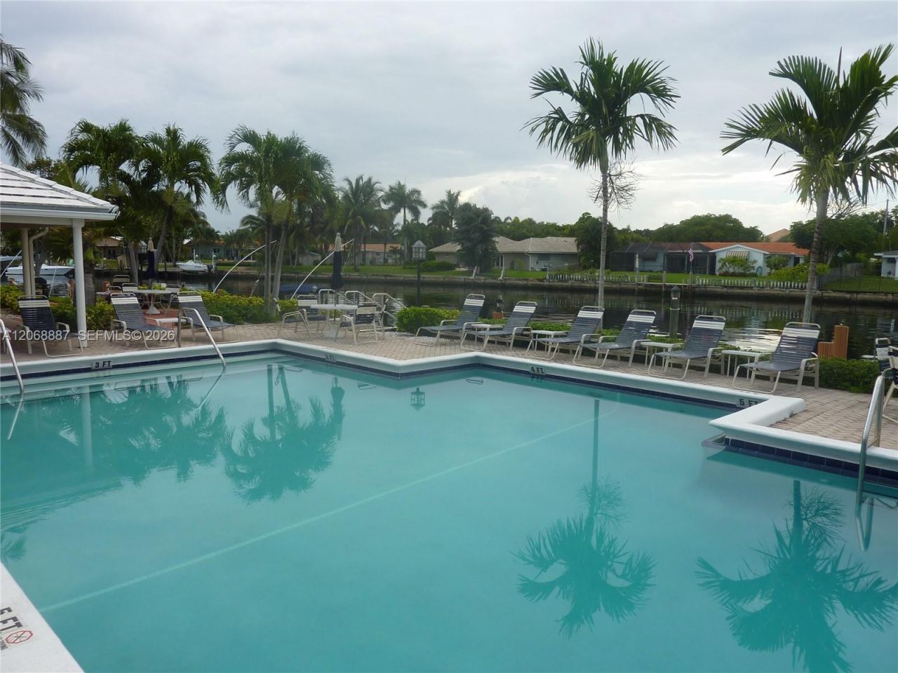 180 Cypress Club Dr, Unit 811, Pompano Beach, FL 33060 Photo