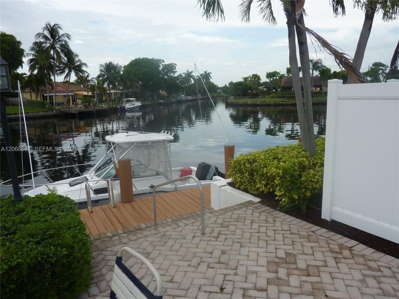 180 Cypress Club Dr, Unit 811, Pompano Beach, FL 33060 Photo